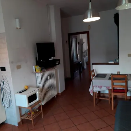 Apartm 5th Floor No Lift No Wifi Near The Center Apartment *