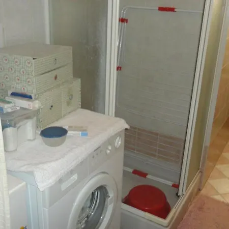 Apartm 5th Floor No Lift No Wifi Near The Center * Torino